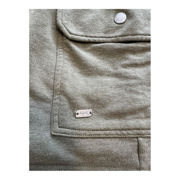 Bikini Village | Tropik Cargo Shorts - Size Large - Picture 4 of 10